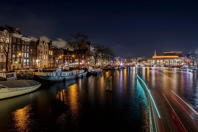 1-Hour Amsterdam Evening Canal Cruise - Audio commentary: helpful context, but keep a backup plan
