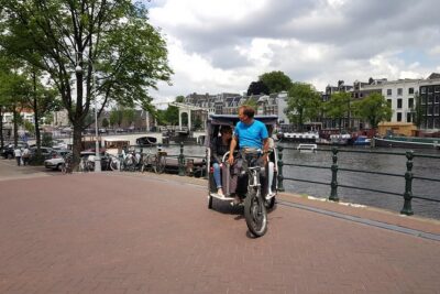 2.5 hours Amsterdam Pedicab Tour - Pickup and timing: what your 2.5 hours is really for