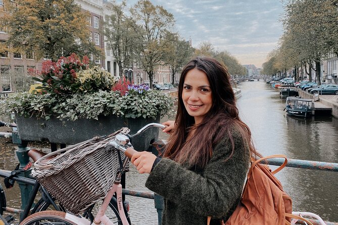 4Hrs with a Local in Amsterdam: Full Private & Personalized Tour. - Spiegelquarter: antiques and art without the landmark glare