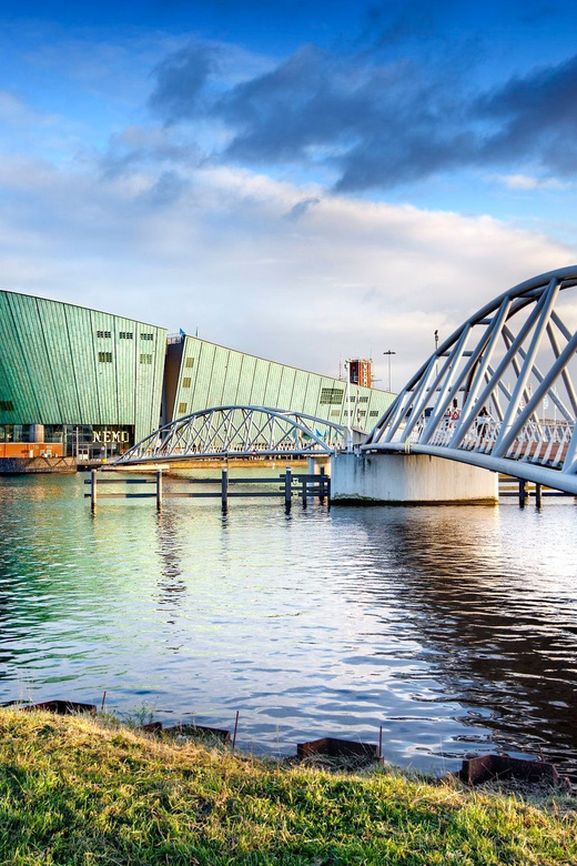 Amsterdam: 1-Hour Canal Cruise & NEMO Science Museum - FAQ
