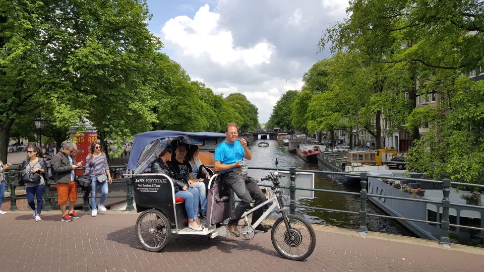 Amsterdam: 2-Hour Sightseeing Tour by Rickshaw - How guides shape your route: Jan, Han, and the off-the-beaten feel