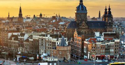 Amsterdam: 3-Hour Private Highlights City Tour by Minivan - The Minivan: Where Comfort Becomes Part of the Experience
