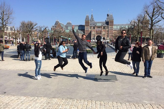 Amsterdam 3 hrs Bike Tour – live guide En/Fr/De/Nl/Sp - Anne Frank House stop: why the tour helps even if you don’t go in