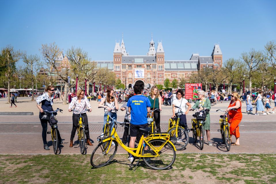 Amsterdam: 3h E-Bike Tour with break - Vondelpark and the museum area: a smoother rhythm on two wheels