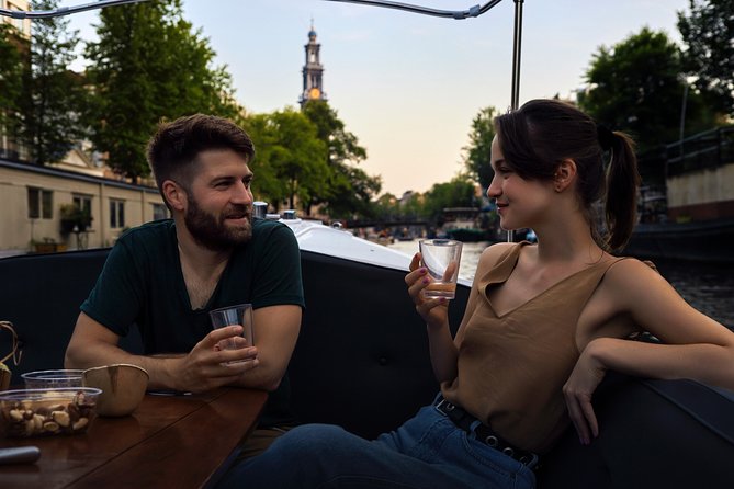 Amsterdam: 60-Minute Guided Private Canal Cruise with Drinks - Why a 60-Minute Private Canal Cruise Fits Amsterdam So Well