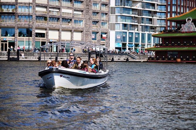 Amsterdam: 60-Minute Guided Private Canal Cruise with Drinks - Westerkerk and Rembrandt: A Church Stop That’s Really About Stories