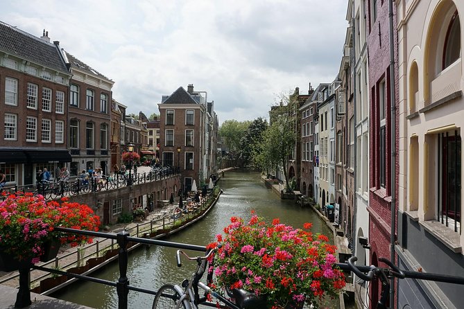 Amsterdam Airport Schiphol & Amsterdam City to Utrecht - Why This Transfer Feels More Like a Service Than a Taxi