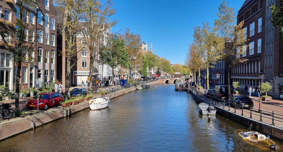 Amsterdam All In One Tour Walking Tour - The 2-hour route: from Dam Square to the canal ring
