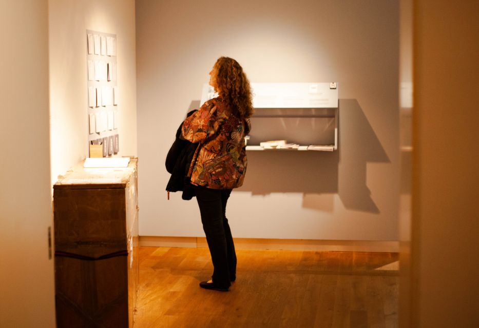 Amsterdam: Amsterdam Museum Entry Ticket - Skip-the-line entry plus audio tour: how to get your money’s worth