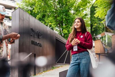 Amsterdam: Anne Frank Walking Tour - Guided in EN/DE/IT/ES - Meeting at De Waag: The One Navigation Trick That Matters