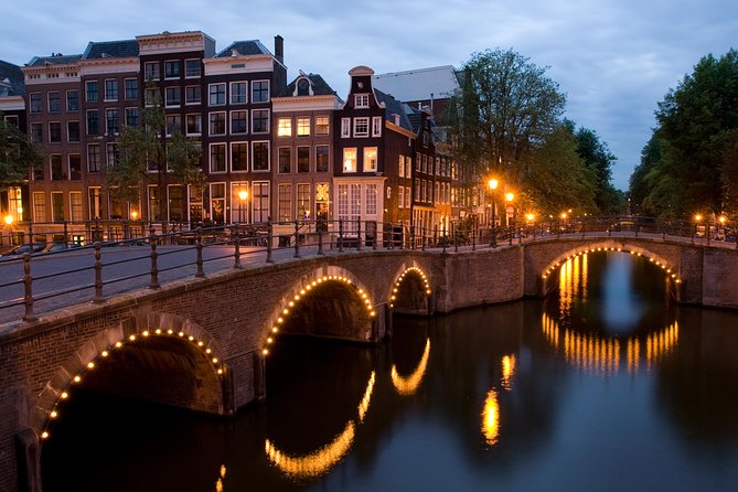 Amsterdam Architecture Tour - The walk, the pace, and the private-group advantage