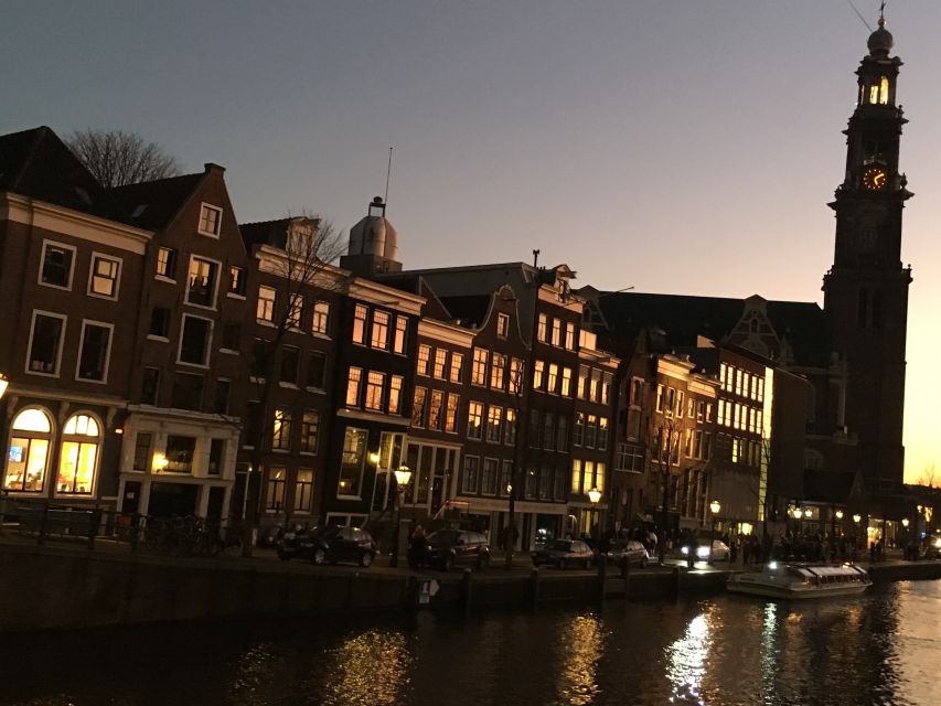 Amsterdam: Architektur Er-fahren - Social housing and luxury housing in the same conversation