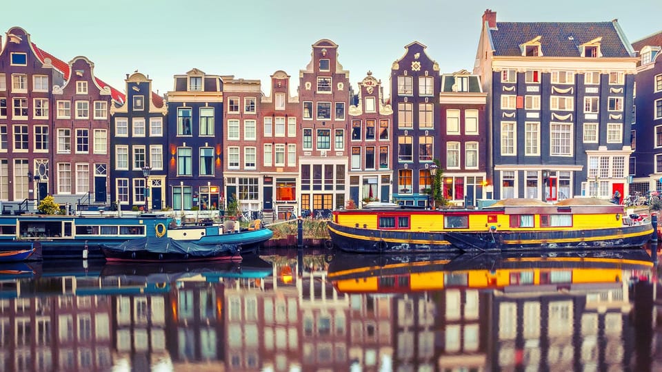 Amsterdam Audioguide - TravelMate app for your smartphone - How the TravelMate Amsterdam Audioguide works on your phone