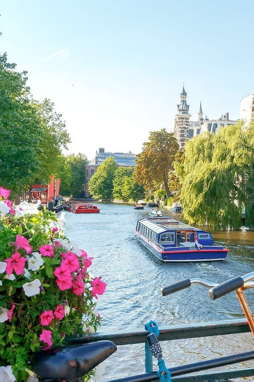 Amsterdam Audioguide - TravelMate app for your smartphone - Should you book this TravelMate Amsterdam Audioguide?