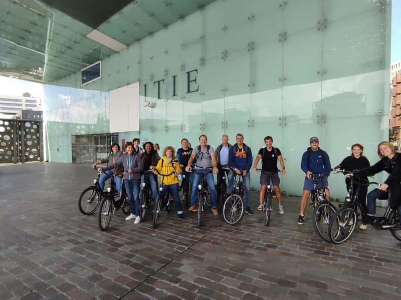 Amsterdam bike tour with a French-speaking guide local! - Westerdok, the Jordan, and the “neighborhood” advantage