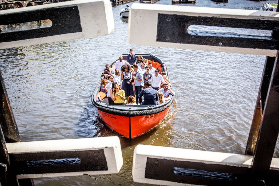 Amsterdam: Canal Belt Private Beer Boat Tour - Where you meet: the Seapalace dock and getting on the boat fast