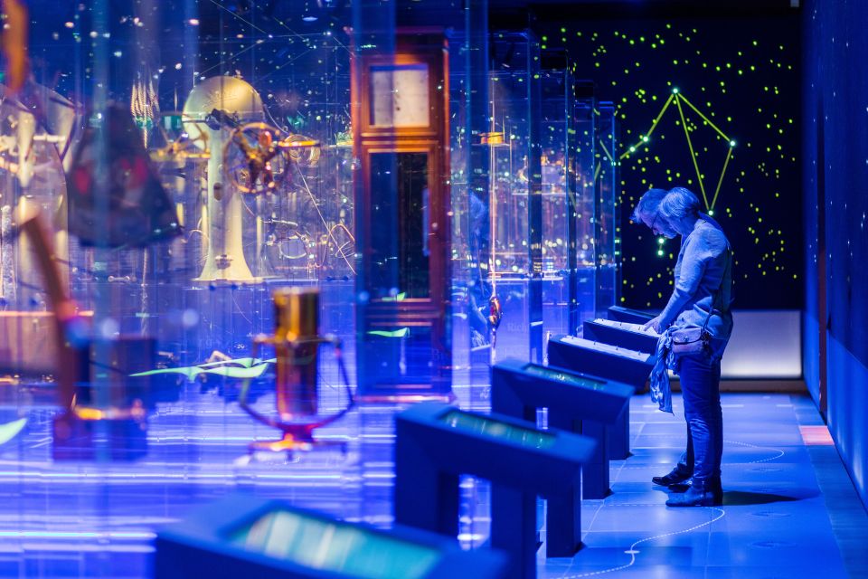 Amsterdam Canal Cruise and Maritime Museum Combined Ticket - Picking Your Dock: Heineken Experience vs Hard Rock Café