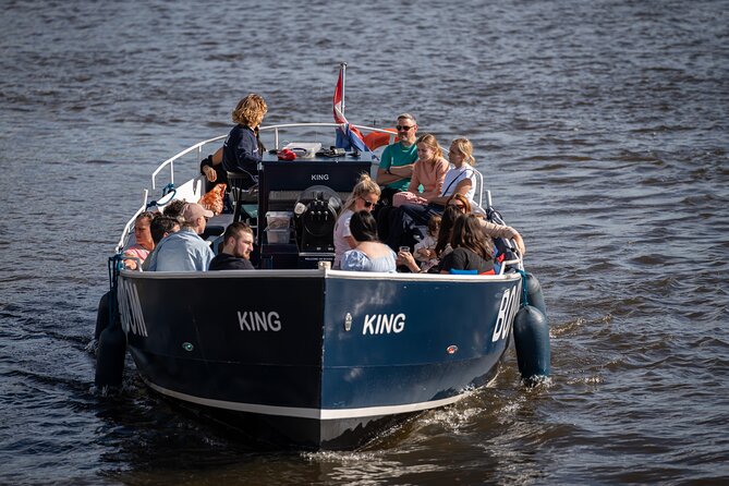 Amsterdam Canal Cruise with Live guide & Two drinks - Central St. - Photos from the water: what angles work best