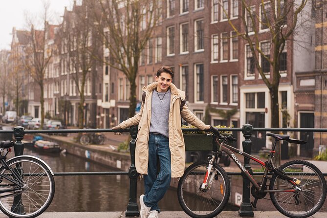 Amsterdam Canal, Tulip, Windmill Photoshoot | Custom Request - Zuiderkerk as a Photo Backdrop: What You’ll See on Location