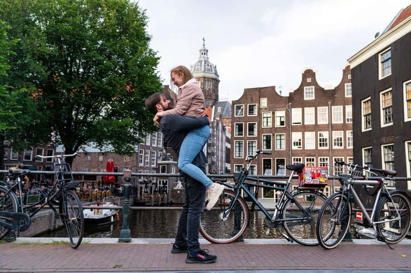 Amsterdam Canals Photoshoot: Private Solo, Family or Couples - The “what you’re really buying” part: photos that look like you