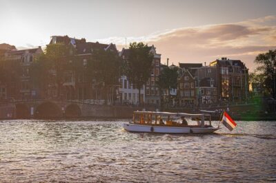 Amsterdam Champagne Private Canal Cruise - The boat and crew: what the experience really feels like onboard