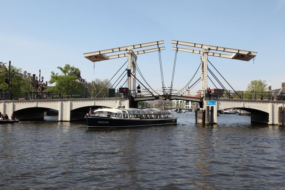 Amsterdam: City Canal Cruise & Straat Museum - The 75-Minute Canal Cruise: UNESCO Views and Headphones Doing the Talking