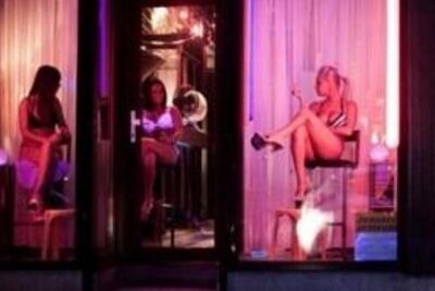 Amsterdam City Center, Red Light District and Coffee Shops Tour - De Wallen and coffee shops: seeing Amsterdam’s contradictions with rules in mind
