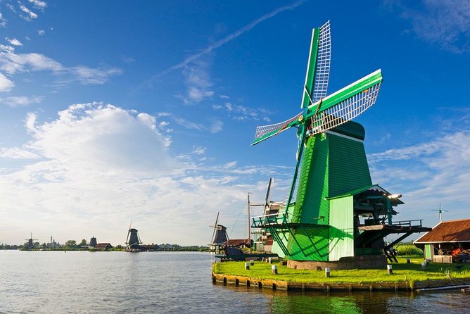 Amsterdam countryside tour by car - Stop 2: Simonehoeve wooden shoes and cheese you can taste