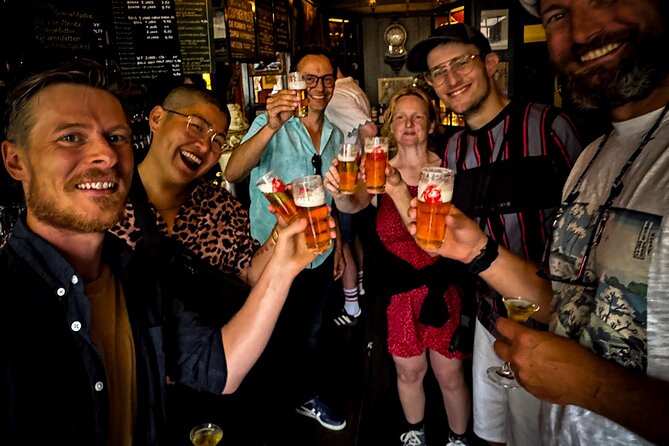 Amsterdam Craft Beer Tour - Discover the Tastiest Dutch Brews! - De Drie Fleschjes: Amsterdam’s oldest bar stop and the kopstoot moment