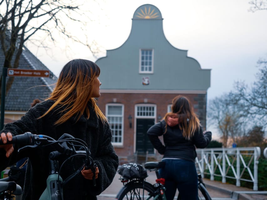 Amsterdam: Dutch Countryside E-Bike with Cheese & Clogs - Getting There: Amsterdam Central to the IJ Ferry in Plain Steps
