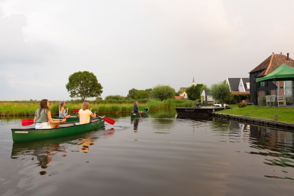 Amsterdam: Dutch Countryside Sunset Canoe Tour - Pre-paddle calm: drinks, break time, and a real safety briefing