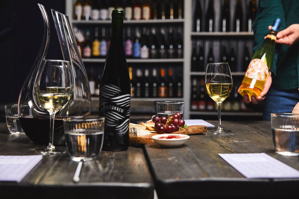 Amsterdam: Dutch Wine Tasting with Sommelier - A Relaxed Tasting That Mixes Wine, Stories, and Real Guidance