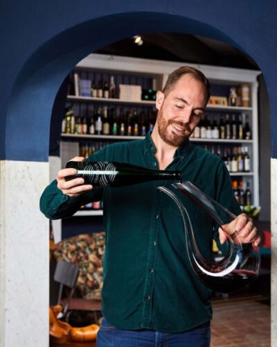 Amsterdam: Dutch Wine Tasting with Sommelier - Getting Oriented: Design & Wijn and the Speakeasy-Style Room