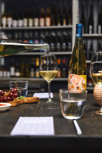 Amsterdam: Dutch Wine Tasting with Sommelier - Diederik’s Host Style: How the Sommelier Makes It Personal