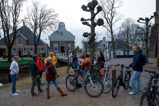 Amsterdam E Bike Tour to the Windmills of Zaanse Schans - Why a 40 km e-bike ride to Zaanse Schans makes sense