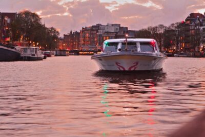 Amsterdam Evening Cocktail Cruise with snacks - What You Actually Get: Cocktails, Snacks, WiFi, and Comfort