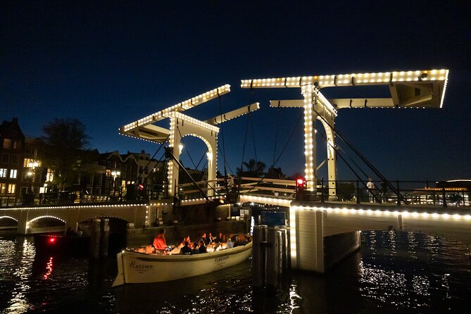 Amsterdam Evening Cruise with Onboard Bar - A 1-hour Electric Amsterdam Cruise That Feels Like a Slow Evening Walk