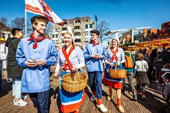 Amsterdam: Experience Edam, a Cheese Tasting, and a Windmill - Meeting in Amsterdam and the North Holland countryside drive