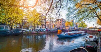 Amsterdam Family Friendly Historical Walking Tour - Begijnhof’s Courtyard Moment: Why This Quiet Stop Works for Families