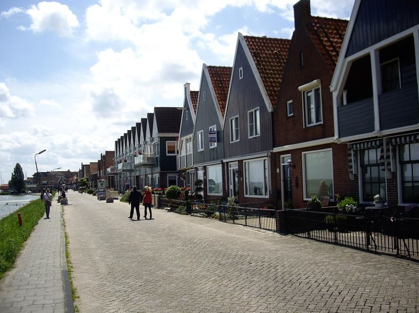 Amsterdam: Full-Day Countryside Tour - Clogs and the craft you can actually see