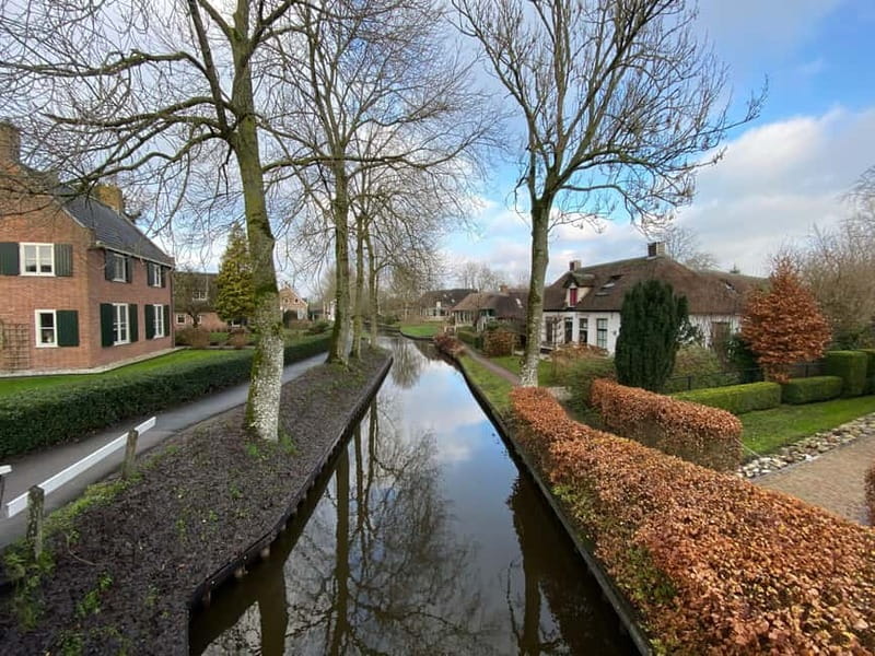 Amsterdam: Giethoorn, Afsluitdijk and Zaanse Schans Day Trip - Small Trade-Offs to Keep in Mind