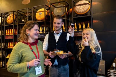 Amsterdam : Guided Cultural Food Tour - National Monument to Dam Square: seeing Amsterdam’s origin story up close