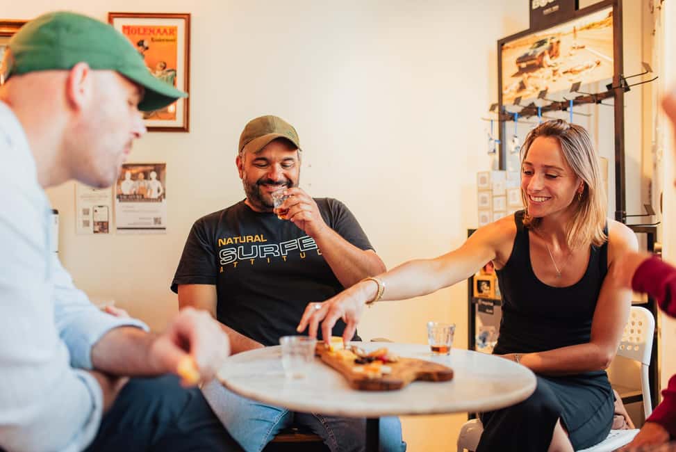 Amsterdam: Guided Cultural Food Tour in German or English - Guides matter: what I’d aim to see in your German or English host