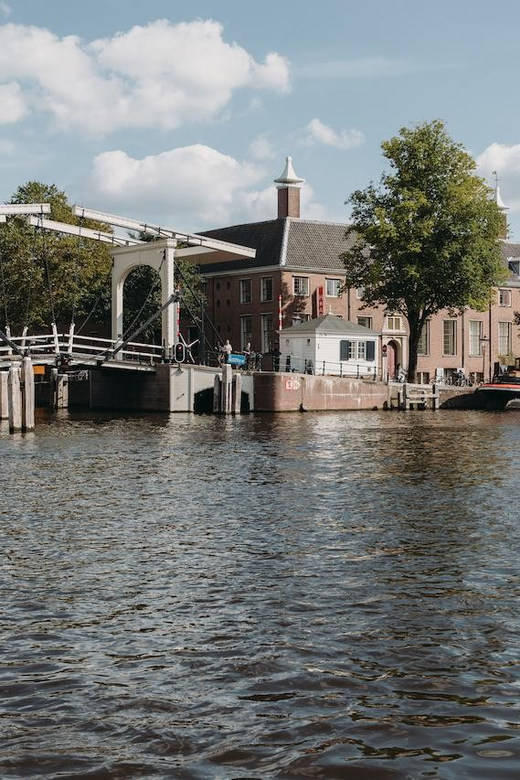 Amsterdam: H'ART Museum Entry Ticket - Hitting the Amstel: Where H’ART Museum Fits in Your Amsterdam Day