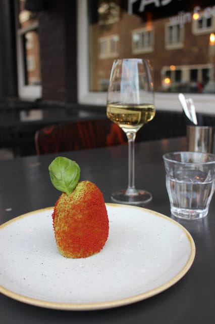 Amsterdam: High Wine at wine bar Paskamer, 3-rounds - Round Two: Taste Patterns You Can Actually Repeat