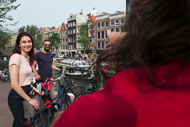 Amsterdam Highlights Bike Tour - Guided in EN/ES/DE/NL - Scharrebiersluis lock and why water management matters here