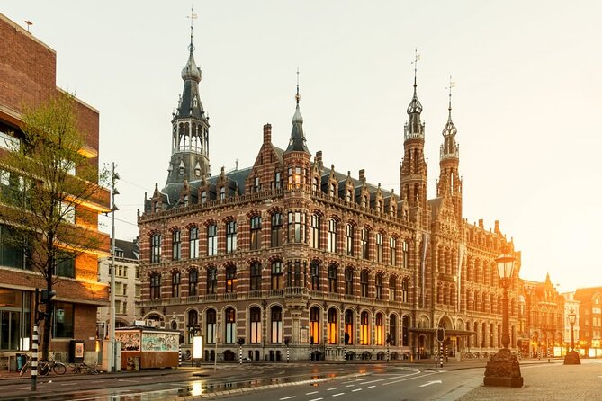 Amsterdam Highlights Walking Tour - Begijnhof: the calm courtyard that changes the mood