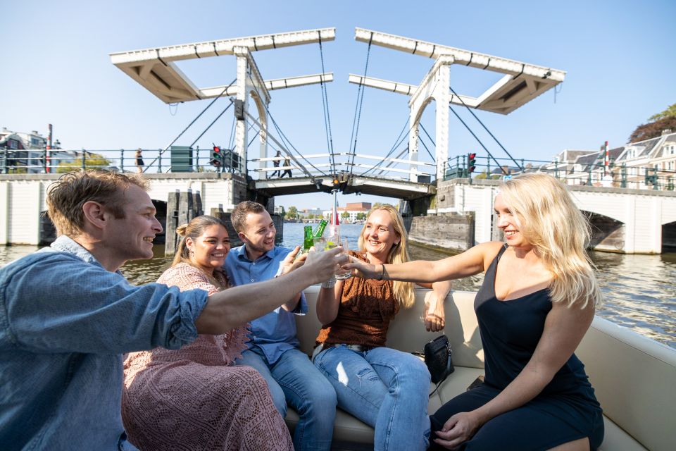 Amsterdam: Historic Boat Cruise with open bar and nibbles - Who this cruise is perfect for (and who should skip it)