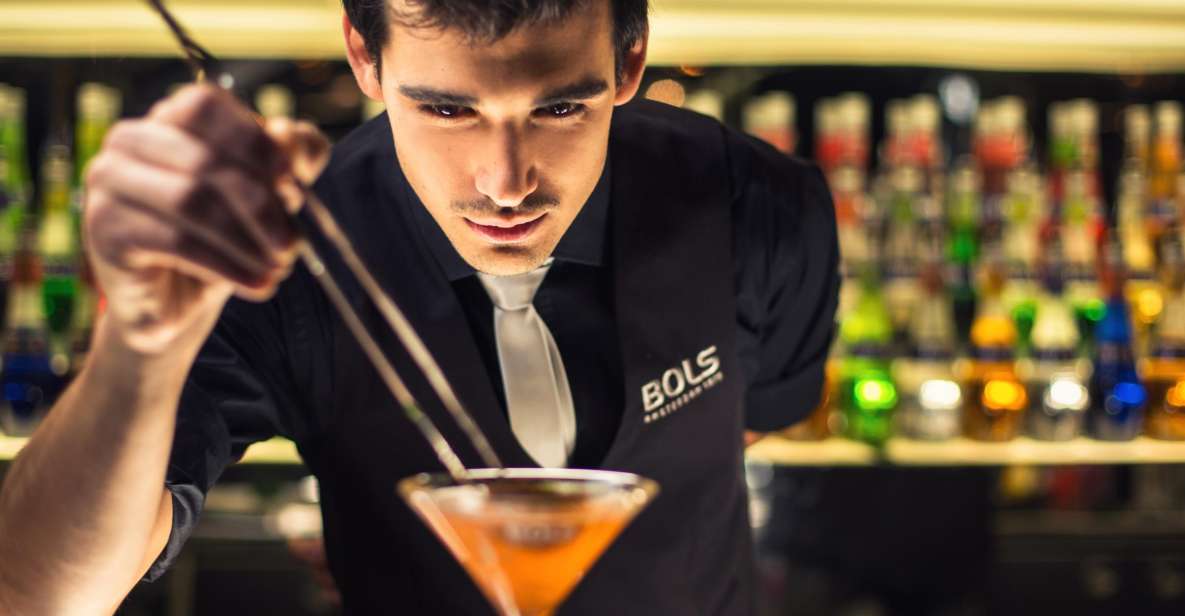 Amsterdam: House of Bols Entry Ticket and Nightlife Ticket - Entry rules you should respect (so you don’t get turned away)