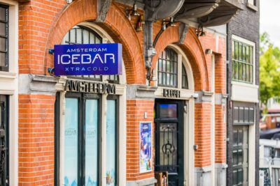 Amsterdam: Icebar Entry Ticket with 3 Drinks - Getting there from Rembrandtplein: check-in and the warm lounge